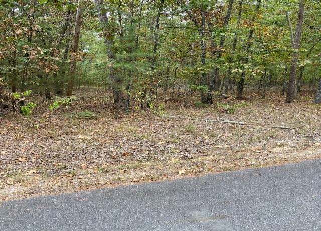 Property at 4 Loyola Cir, Hot Springs Village, AR 71909
