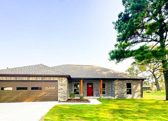 Property at 210 E College, Bono, AR 72416, 3 beds, 2 baths