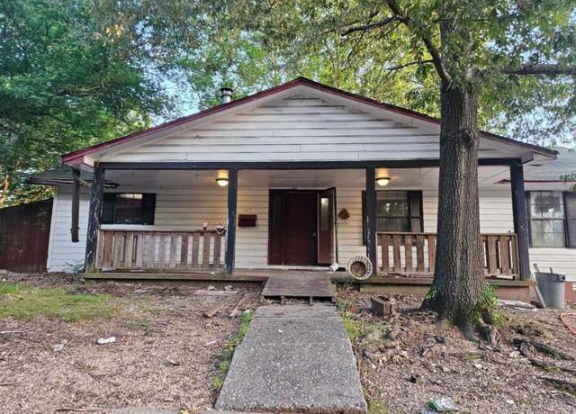 Property at 613 E Maple St, AR 72015, 3 beds, 2 baths