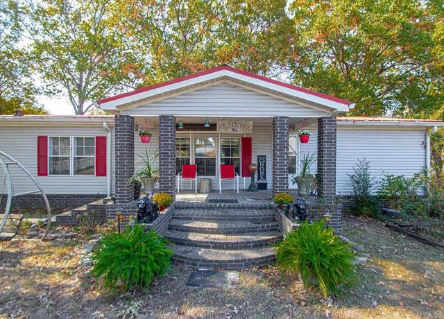 Property at 3101 W Grinde Rd, Little Rock, AR 72206, 3 beds, 2 baths