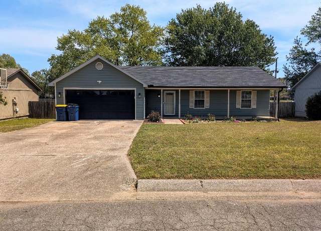 Property at 22 Park Cir, Cabot, AR 72023, 3 beds, 2 baths