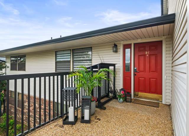 Property at 5371 Central Avenue, Unit 3c, Hot Springs, AR 71913, 3 beds, 2 baths
