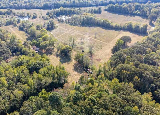 Property at 23201 Barry Ln, Little Rock, AR 72210, 4 beds, 2.5 baths