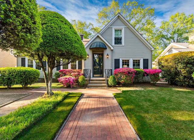 Property at 5715 Hawthorne Rd, Little Rock, AR 72207, 4 beds, 2.5 baths