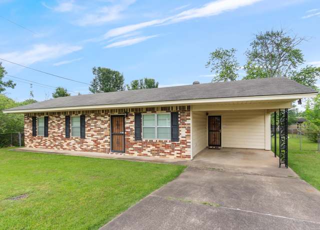 Property at 502 Adams St St, Morrilton, AR 72110, 3 beds, 1 bath