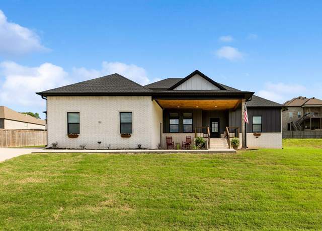 Property at 1594 Waterford Dr, Cabot, AR 72023, 4 beds, 2.5 baths