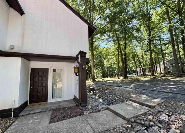 Property at 127 Emperado Way, Hot Springs Village, AR 71909, 3 beds, 2.5 baths