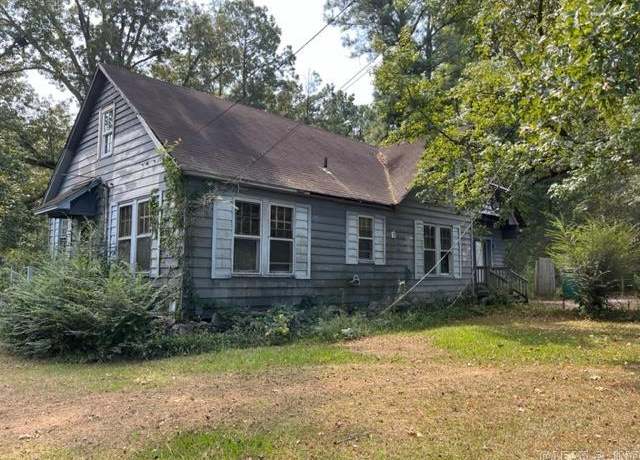 Property at 7305 S Highway 79 Hwy, Pine Bluff, AR 71613, 2 beds, 1 bath