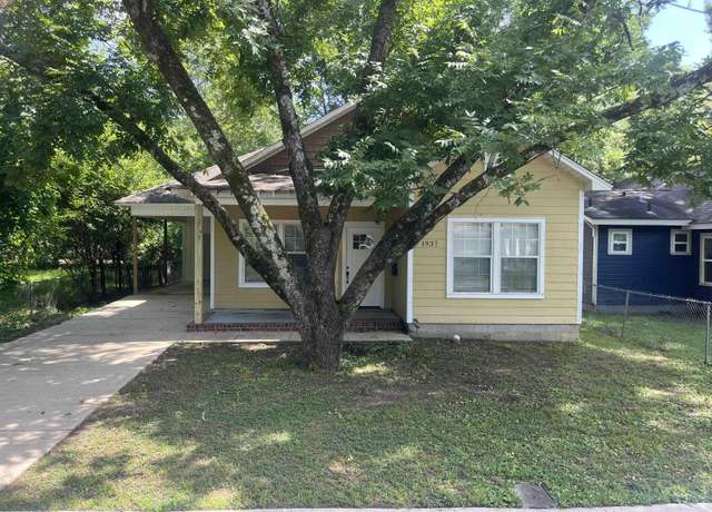 Property at 1937 Weems St, Conway, AR 72034, 3 beds, 2 baths