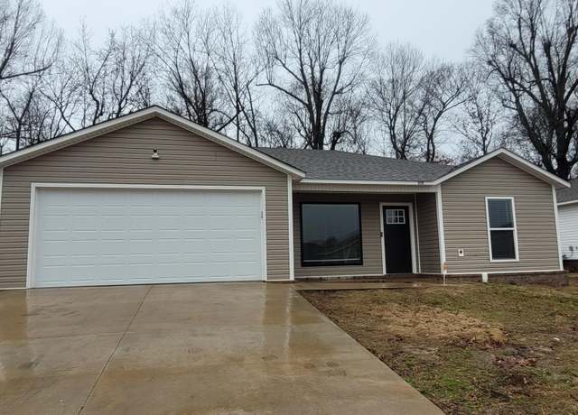 Property at 210 Formon, Paragould, AR 72450, 3 beds, 2 baths