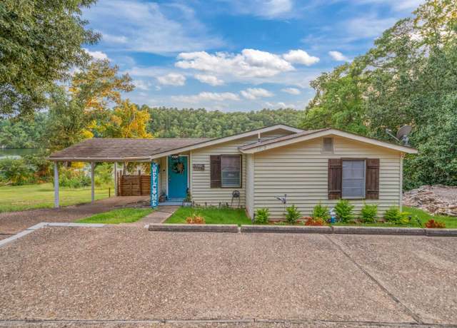 Property at 1729 Thornton Ferry Rd, Hot Springs, AR 71913, 4 beds, 2.5 baths
