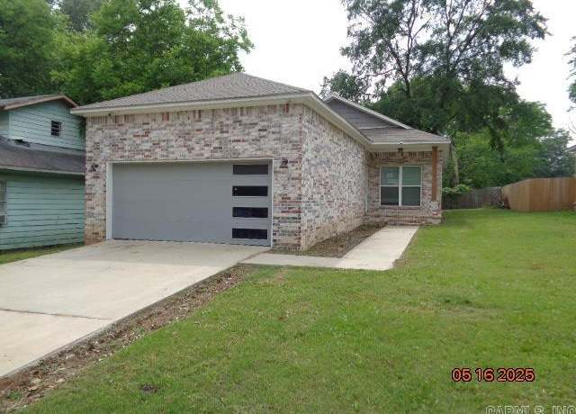 Property at 3122 Main St, Little Rock, AR 72206, 4 beds, 2 baths