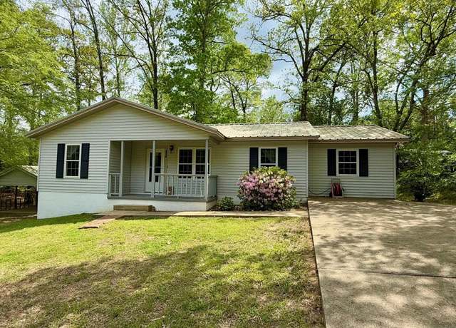 Property at 214 Chadwood St, Hot Springs, AR 71901, 3 beds, 1.5 baths