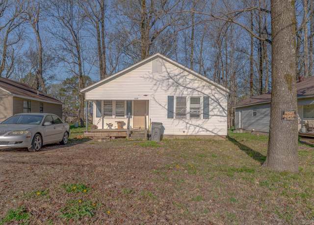 Property at 608-614 Magnolia Dr, Paragould, AR 72450, 9 beds, 4 baths