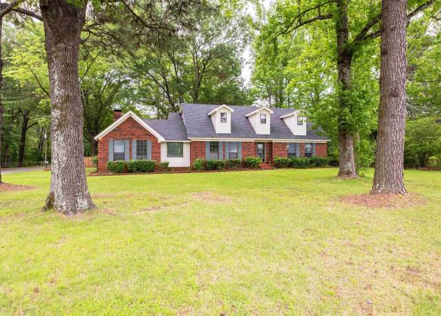 Property at 3636 T. P. White Dr, Jacksonville, AR 72076, 4 beds, 3 baths