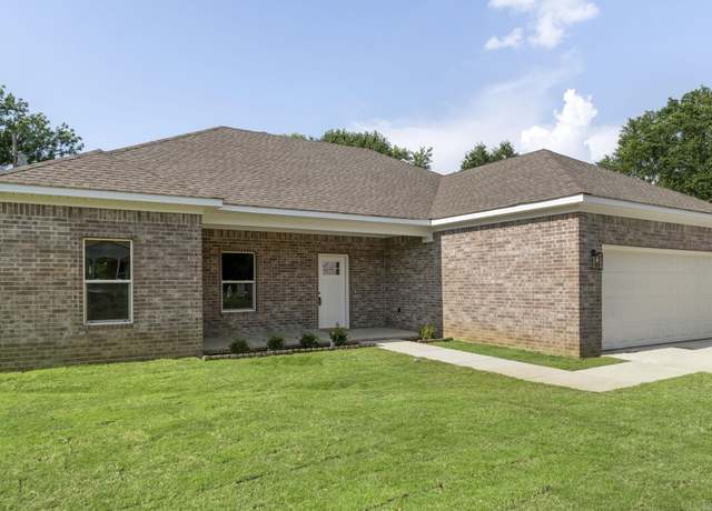 Property at 29 Oaken Trl, Sherwood, AR 72076, 3 beds, 2 baths
