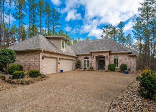 Property at 16 Alabanza Ln, Hot Springs Village, AR 71909, 4 beds, 3 baths