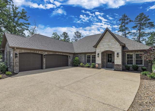 Property at 26 Fiero Ln, Hot Springs Village, AR 71909, 3 beds, 2.5 baths
