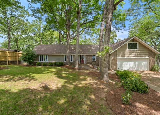Property at 5 Greenview Ct, Sherwood, AR, 4 beds, 3 baths