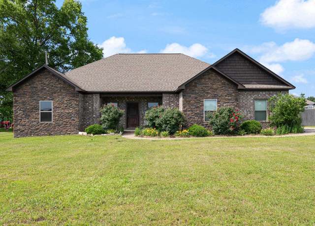 Property at 418 W Highway 225, Greenbrier, AR 72058, 4 beds, 2 baths