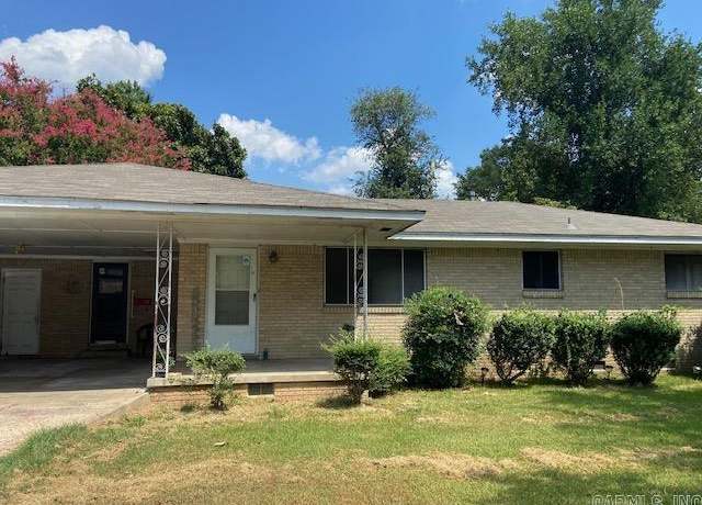 Property at 36 Meadowbrook Dr, Little Rock, AR 72205, 3 beds, 1 bath