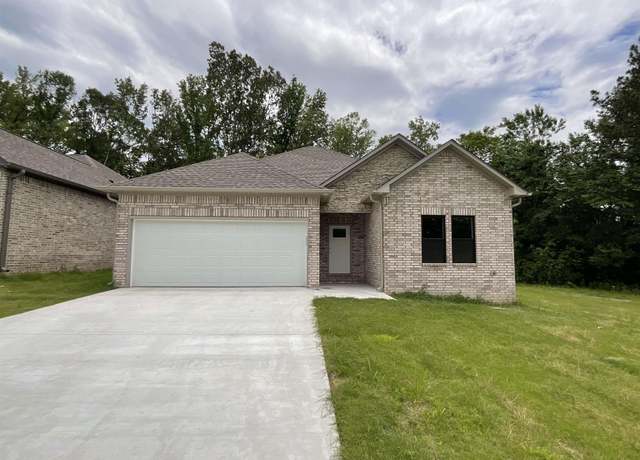Property at 925 N Jeff Davis Ave, Jacksonville, AR, 3 beds, 2 baths