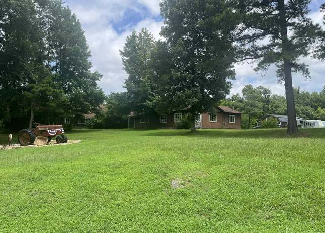 Property at 6067 Hwy 71 S, Cove, AR 71953, 5 beds, 3 baths