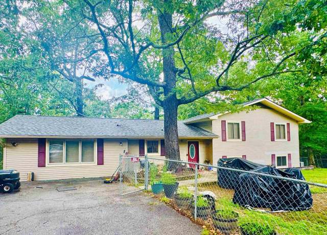 Property at 122 Mesa Trl, AR 71913, 4 beds, 2.5 baths