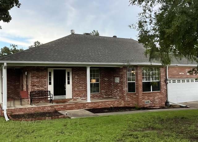 Property at 1 Zircon Dr, Maumelle, AR 72113, 3 beds, 2 baths