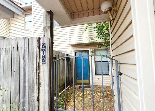 Property at 1 Shelby Rd #202, Sherwood, AR 72120, 2 beds, 2.5 baths