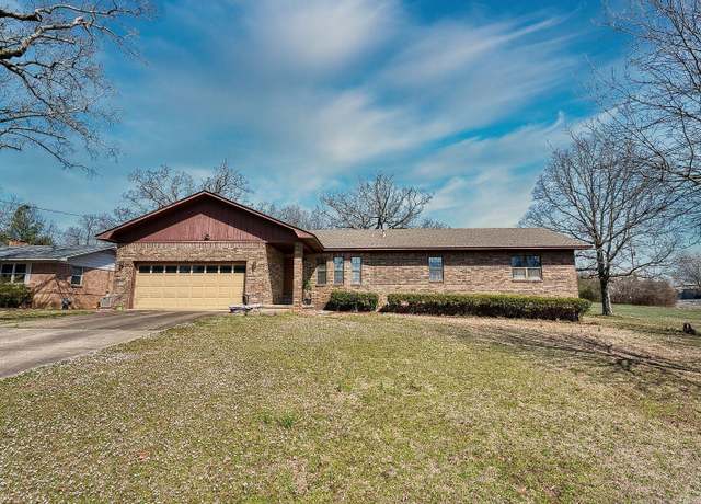 Property at 202 Marwinette Pl, Hot Springs, AR 71913, 3 beds, 2 baths