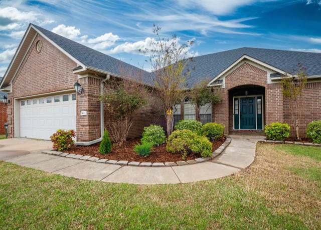 Property at 1435 Crosspoint Rd, Conway, AR 72034, 3 beds, 2 baths