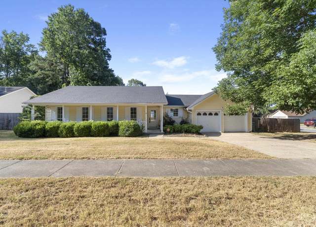 Property at 12617 Goldleaf Dr, Little Rock, AR 72210, 3 beds, 2 baths
