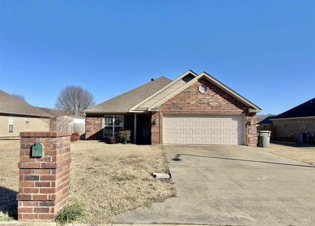 Property at 6040 Prairie Meadow Dr, Jonesboro, AR 72404, 3 beds, 2 baths