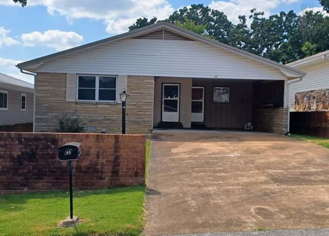 Property at 309 Parliament Dr, Horseshoe Bend, AR, 2 beds, 1.5 baths