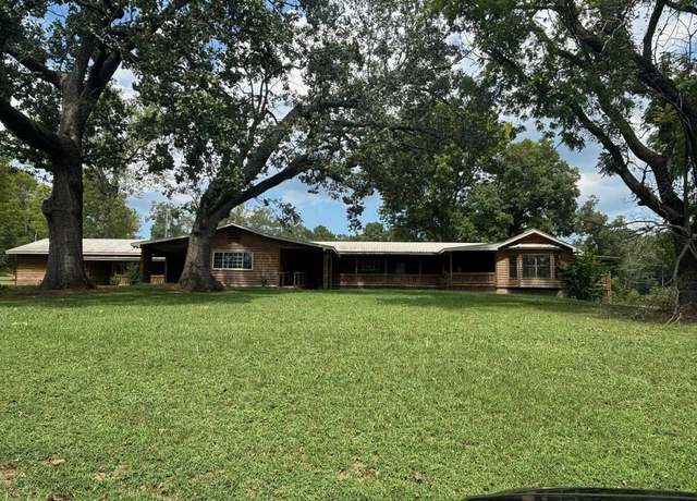 Property at 4956 Hickory Grove Rd, Bismarck, AR 71929, 5 beds, 3 baths