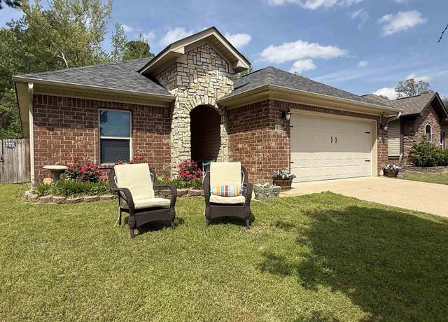 Property at 1112 Fox Chase Dr, Bryant, AR, 3 beds, 2 baths