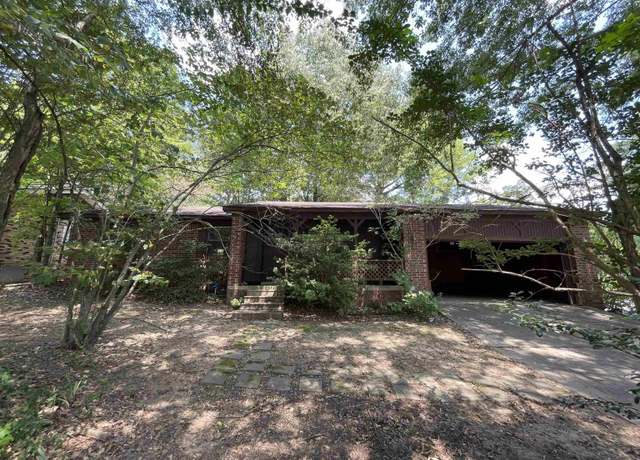 Property at 1203 Venturi, Benton, AR 72019, 3 beds, 2 baths