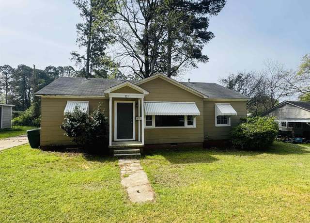 Property at 731 Lucy Cir, Magnolia, AR 71753, 3 beds, 1 bath