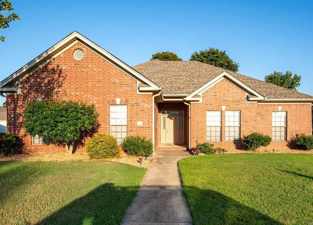 Property at 1430 Norbert Cir, Conway, AR 72034, 4 beds, 2 baths
