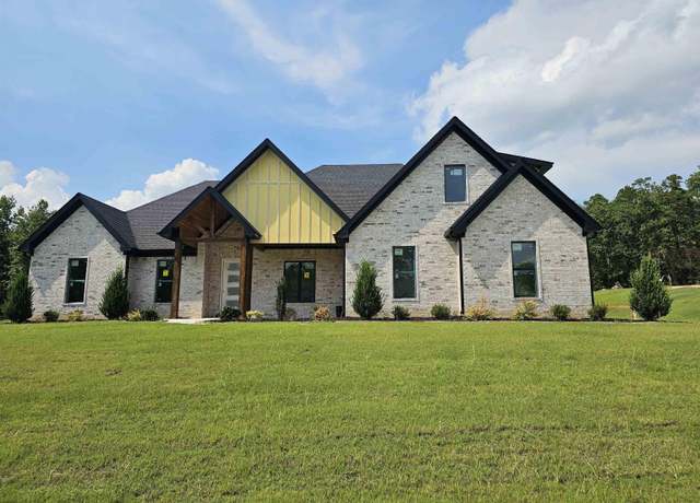 Property at 174 Patriots Point Dr, Benton, AR 72019, 4 beds, 3.5 baths