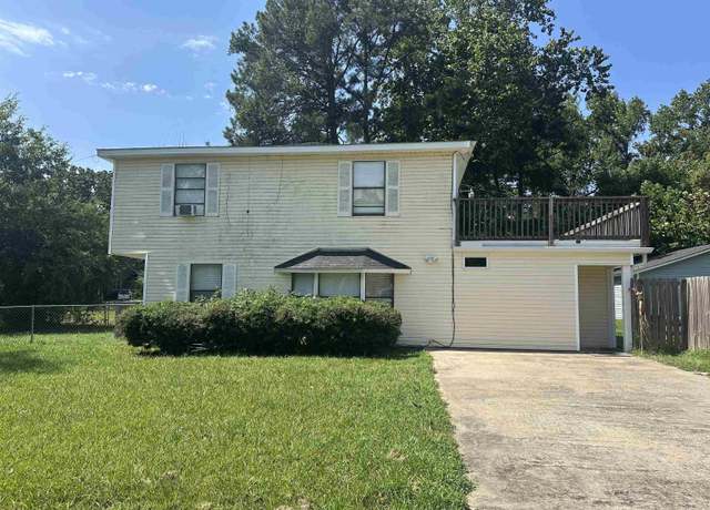 Property at 5901 Kelly Rd, North Little Rock, AR 72118, 4 beds, 2 baths