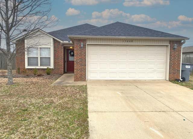 Property at 15008 Parkway Meadows Dr, Alexander, AR 72002, 3 beds, 2 baths