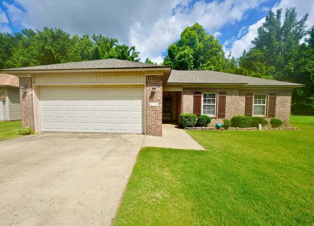 Property at 202 Plum Dr, Austin, AR 72007, 3 beds, 2 baths
