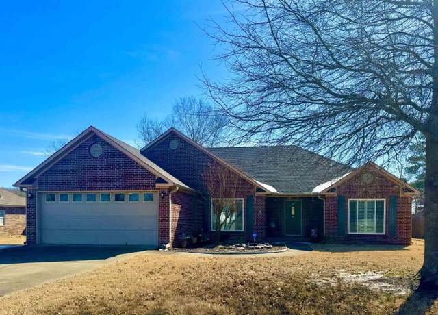Property at 1239 Commons Dr, Jacksonville, AR, 3 beds, 2 baths