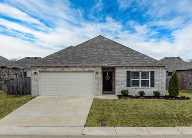 Property at 2070 Eldridge Ln, Conway, AR 72032, 3 beds, 2 baths