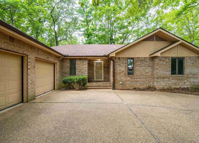 Property at 111 Black Oak Ct, Hot Springs, AR 71913, 4 beds, 3 baths