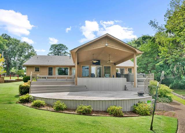 Property at 127 Hamilton Gate Pt, Hot Springs, AR 71913, 4 beds, 3 baths