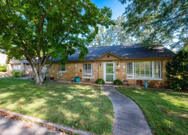 Property at 636 Skyline Dr, North Little Rock, AR 72116, 3 beds, 2 baths