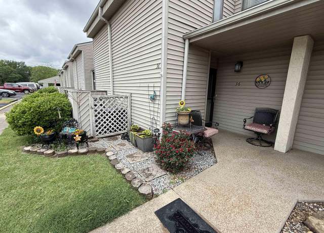 Property at 135 Hillview Dr #36, Fairfield Bay, AR, 2 beds, 1.5 baths